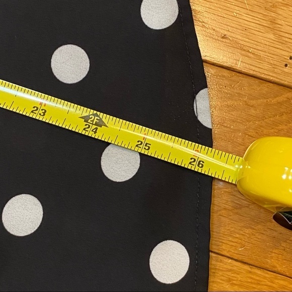 Relativity Women’s Polka Dot Sheer Blouse. Size Small. Black - Picture 7 of 8